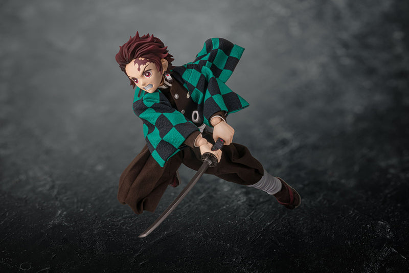 Demon Slayer: Kimetsu no Yaiba Aniplex Tanjiro Kamado 1/6 Scale Action Figure