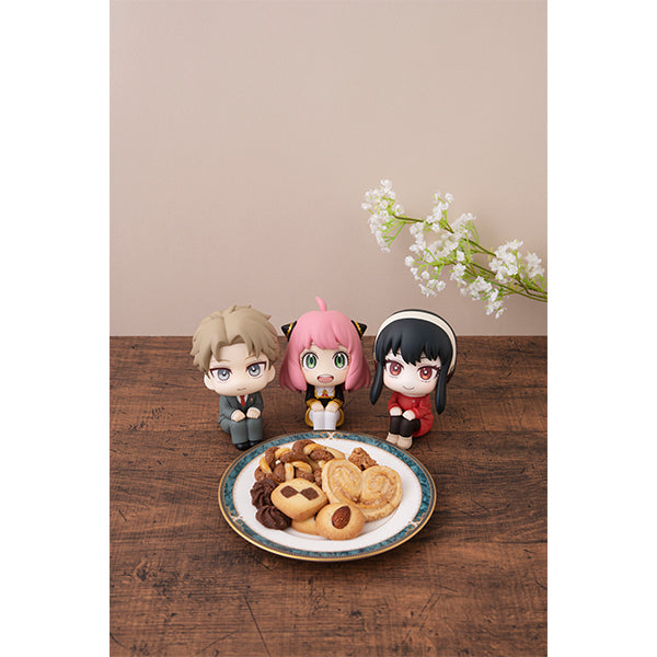 SPY × FAMILY MEGAHOUSE Look up Loid Forger