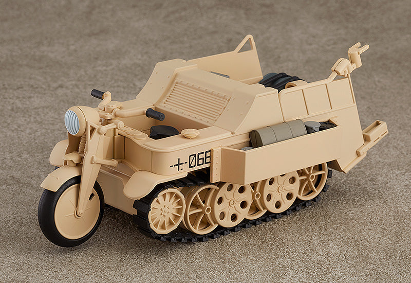 Girls' Last Tour FINEΦ CLOVER Nendoroid More: Kettenkrad