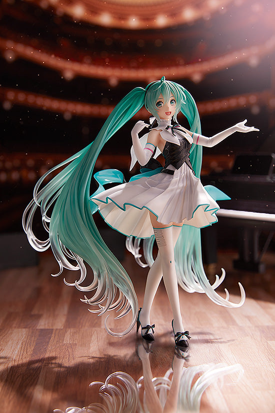 Character Vocal Series 01: Hatsune Miku Good Smile Company Hatsune Miku:   Symphony 2019 Ver.