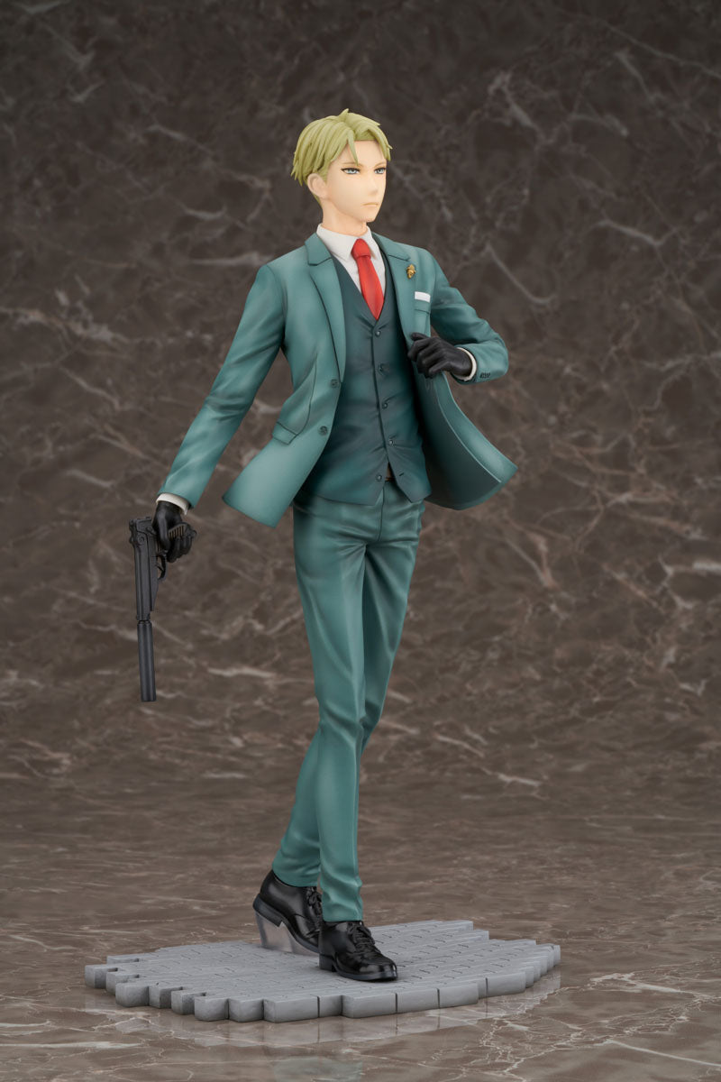 SPY x FAMILY FuRyu Loid Forger