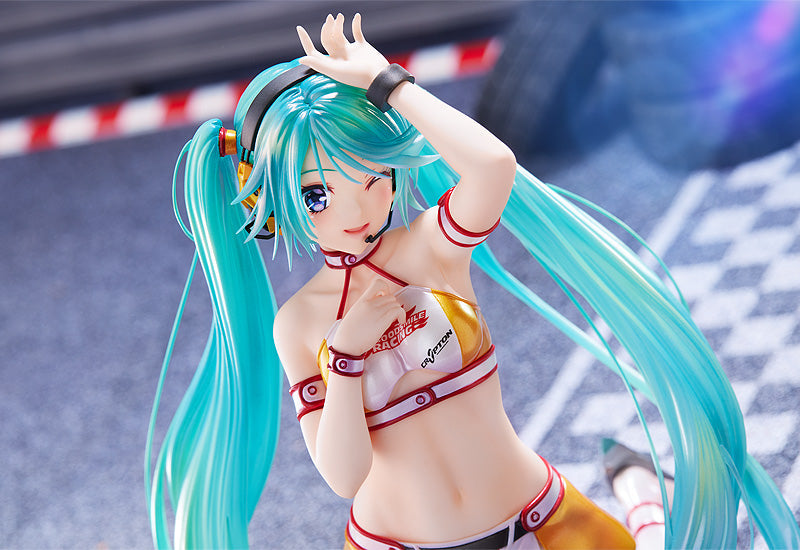 Hatsune Miku GT Project Max Factory Racing Miku 2010 Ver. Art by Kentaro Yabuki