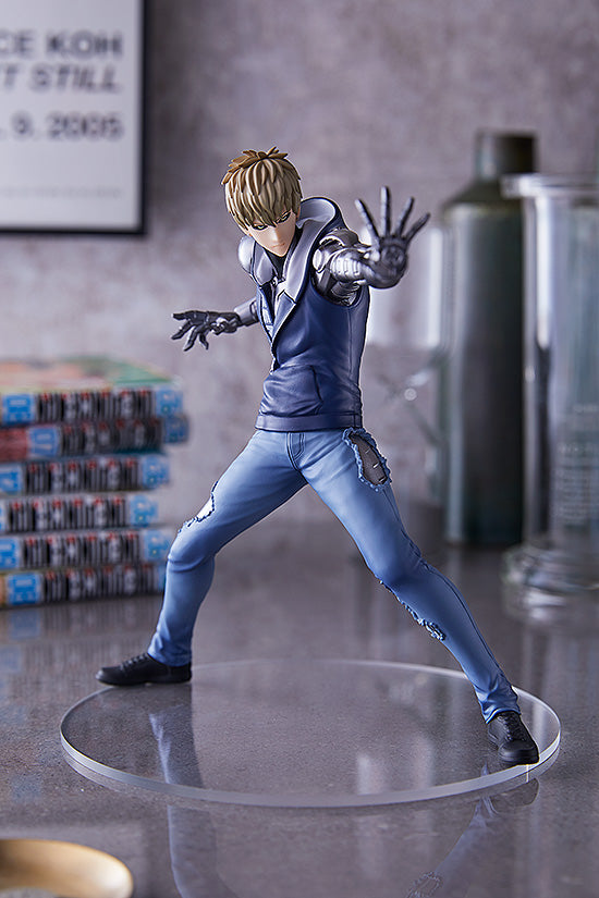 ONE-PUNCH MAN POP UP PARADE Genos