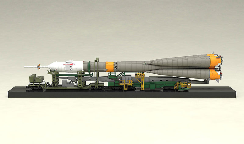 Good Smile Company 1/150 Plastic Model Soyuz Rocket & Transport Train (2nd re-run)