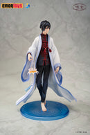 Yashe EMONTOYS Antique shop owner