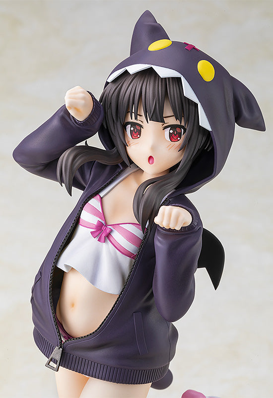 KONO SUBARASHII SEKAI NI SYUKUFUKU WO! KADOKAWA CAworks Megumin Hoodie☆Look Chomusuke ver.