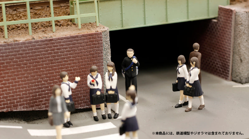 1/80th scale Super Mini Figure PLUM 1/80th scale Super Mini Figure1 -The Sailor School Uniform Of That Day-