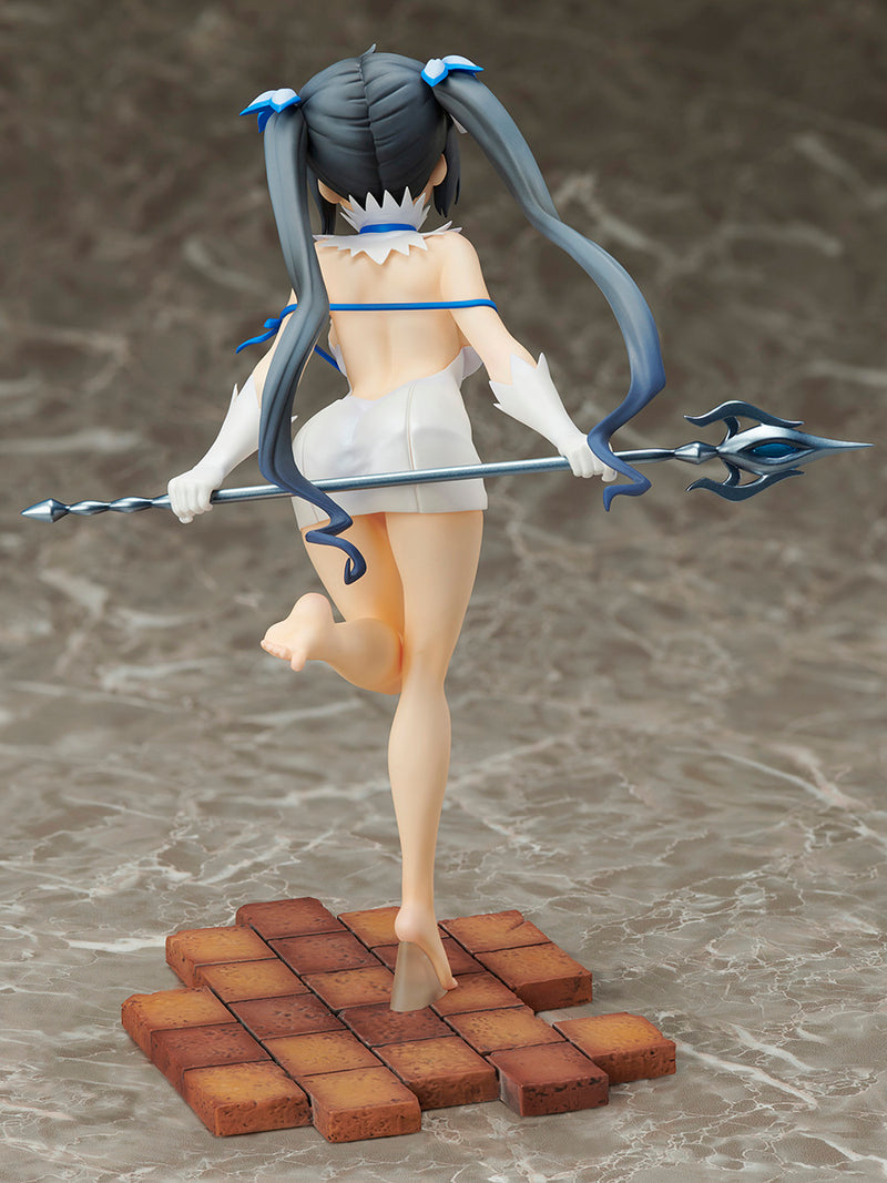 Is It Wrong to Try to Pick Up Girls in a Dungeon? Arrow of the Orion FURYU Corporation Hestia