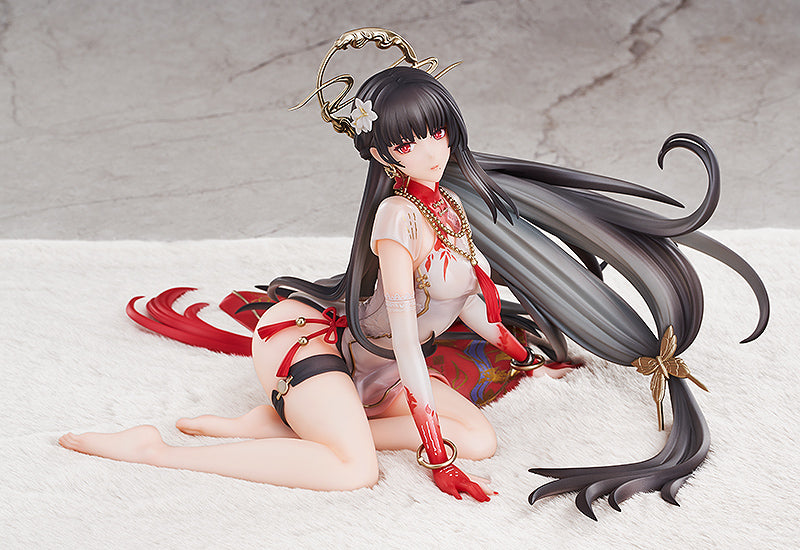 Punishing: Gray Raven LUMINOUS BOX Qu: Crimson Blessing