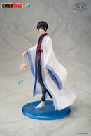 Yashe EMONTOYS Antique shop owner