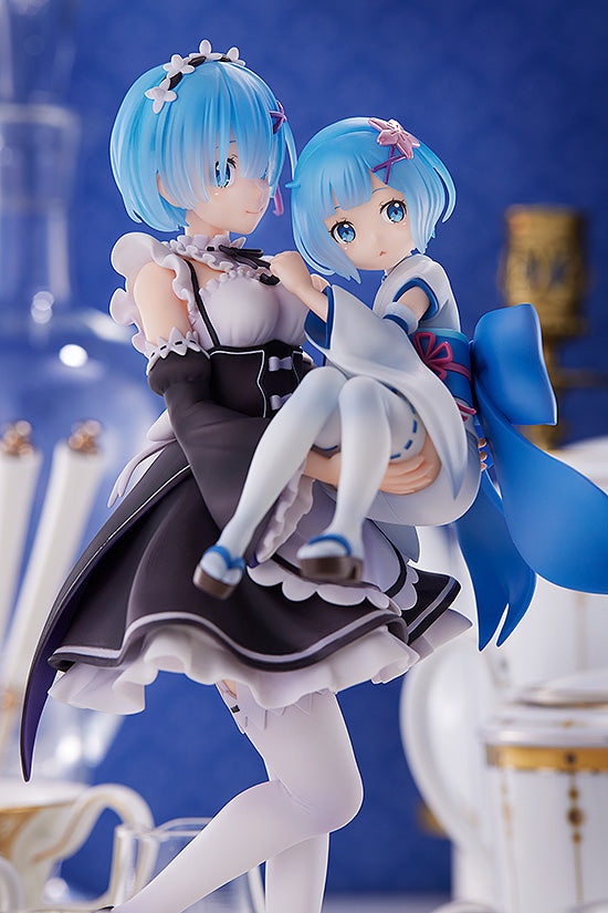 Re:ZERO -Starting Life in Another World- SEGA Figure Rem & Childhood Rem