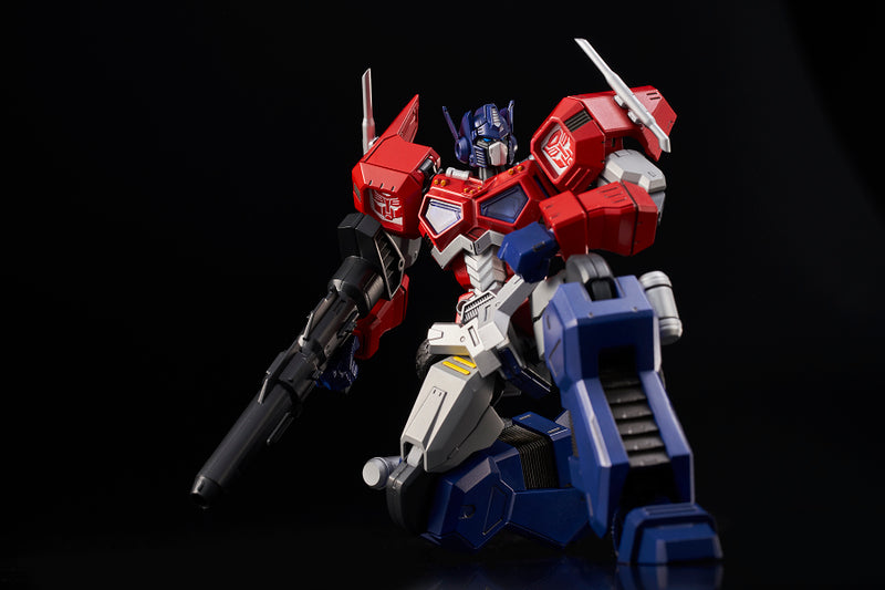 Transformers Flame Toys Furai Model 01 Optimus Primus (Attack Mode)