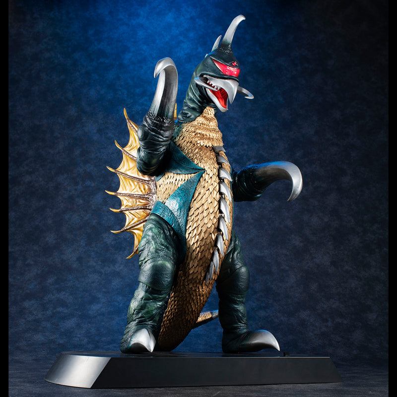 Godzilla vs.Gigan MEGAHOUSE UA Monsters Gigan（1972）