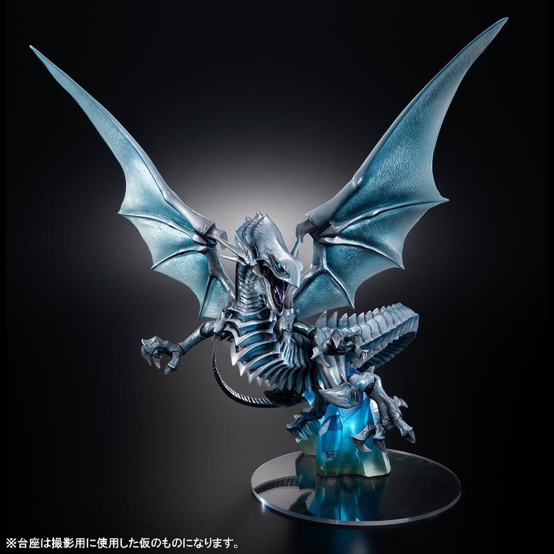 Yu-Gi-Oh Duel Monsters MEGAHOUSE ART WORKS MONSTERS Blue Eyes White Dragon～Holographic Edition～