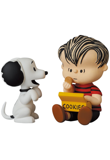 PEANUTS MEDICOM TOYS UDF Series 12: 50's Snoopy & Linus