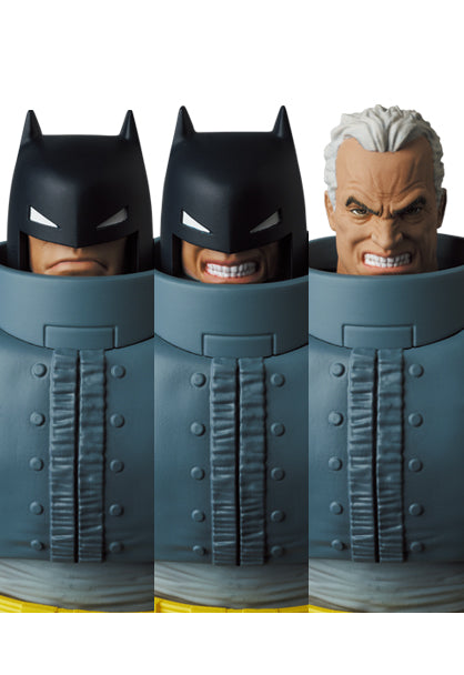 The Dark Knight Returns MEDICOM TOYS MAFEX ARMORED BATMAN