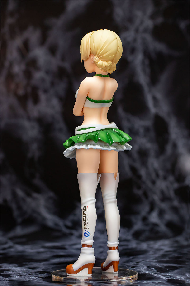 GIRLS UND PANZER x PACIFIC: B'FULL (FOTS JAPAN) Darjeeling Race Queen Ver.