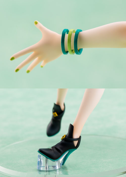 NUVIS YuNi -Black Dress ver.- Acrylic Strap Set