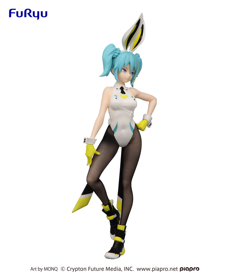 Hatsune Miku FURYU Bicute Bunnies Figure Street ver.