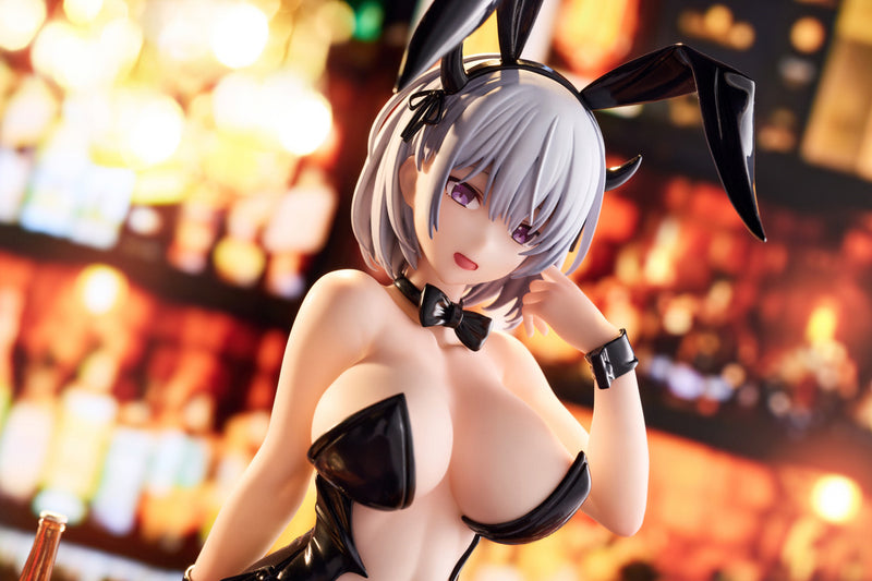 BUNNY GIRL NONO XCX ILLUSTRATED BY YATSUMI SUZUAME