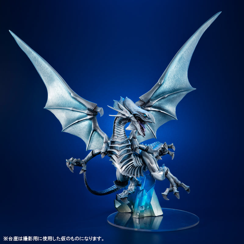 Yu-Gi-Oh Duel Monsters MEGAHOUSE ART WORKS MONSTERS Blue Eyes White Dragon～Holographic Edition～