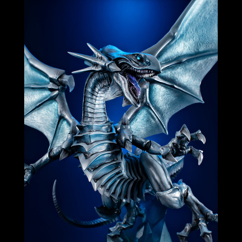 Yu-Gi-Oh Duel Monsters MEGAHOUSE ART WORKS MONSTERS Blue Eyes White Dragon～Holographic Edition～