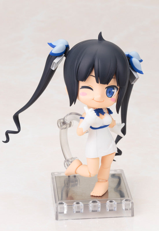 24 Is It Wrong To Try To Pick Up Girls in a Dungeon? Kotobukiya Hestia Cu-Poche