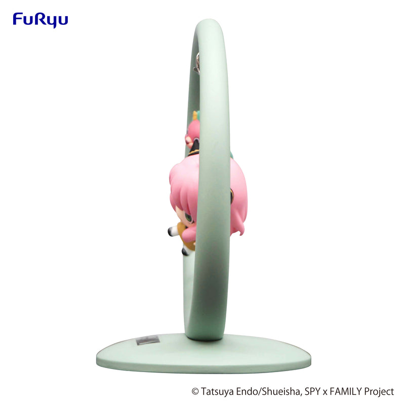 SPY × FAMILY FuRyu Trapeze Figure Anya