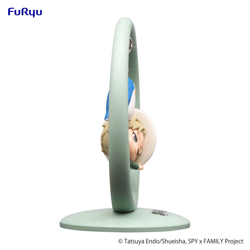 SPY × FAMILY FuRyu Trapeze Figure Loid