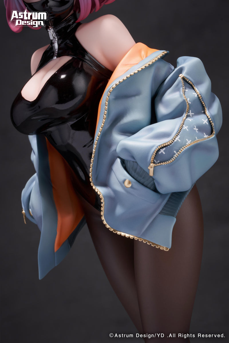 Astrum Design LUNA DELUXE EDITION comes with special tapestry