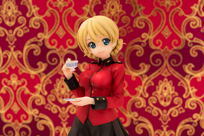 Girls und Panzer Ques Q Darjeeling 1/7 PVC Figure