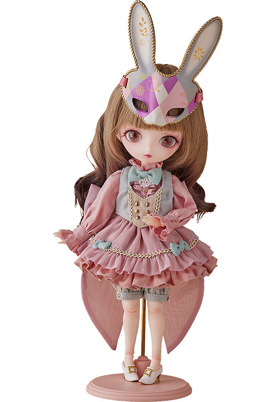 Harmonia bloom Seasonal Doll Beatrice