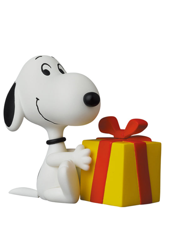 PEANUTS MEDICOM TOYS UDF Series 15: GIFT SNOOPY