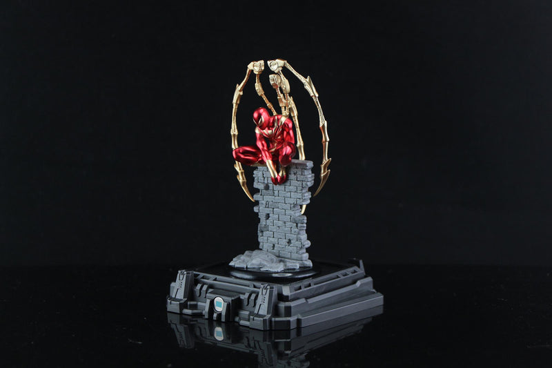 MARVEL Super Hero Illuminate Gallery Collection 2 Sentinel Iron Spider