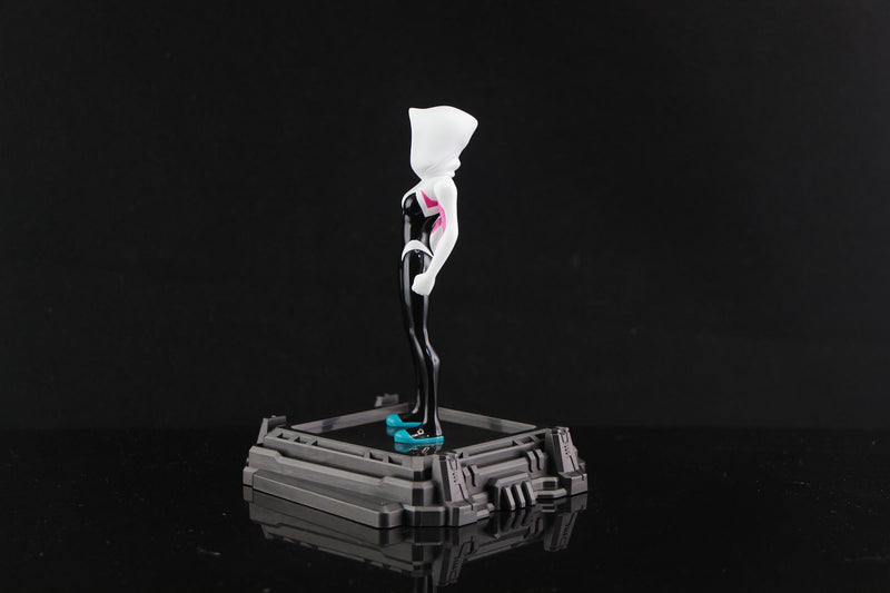MARVEL Super Hero Illuminate Gallery Collection 2 Sentinel Spider Gwen