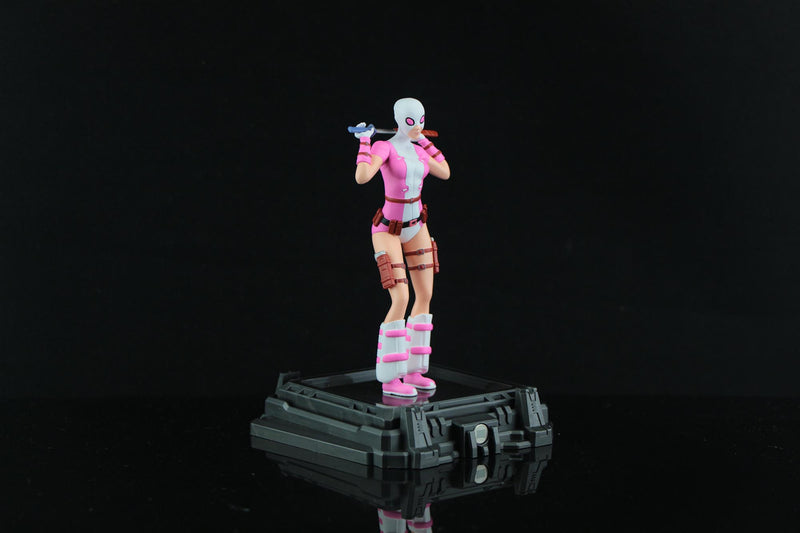 MARVEL Super Hero Illuminate Gallery Collection 2 Sentinel Gwen Pool