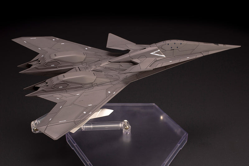 ACE COMBAT 7 SKIES UNKNOWN Kotobukiya ADF-11F MODEL KIT