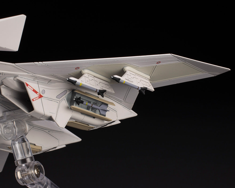ACE COMBAT 7 SKIES UNKNOWN Kotobukiya ADFX-10F MODEL KIT