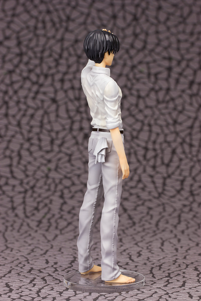 Attack on Titan B-Full (APRICOT BLOSSOM) Levi