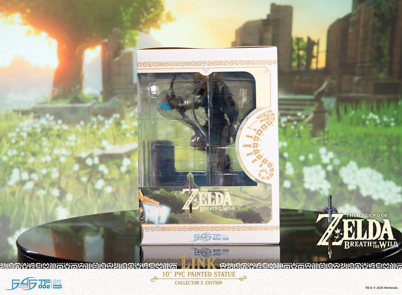 The Legend of Zelda: Breath of the Wild First 4 Figures LINK PVC STATUE COLLECTORS EDITION