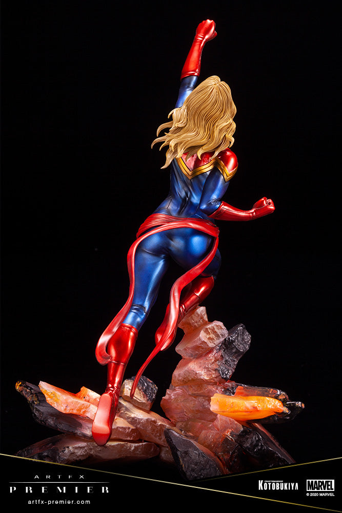 MARVEL UNIVERSE Kotobukiya CAPTAIN MARVEL ARTFX PREMIER