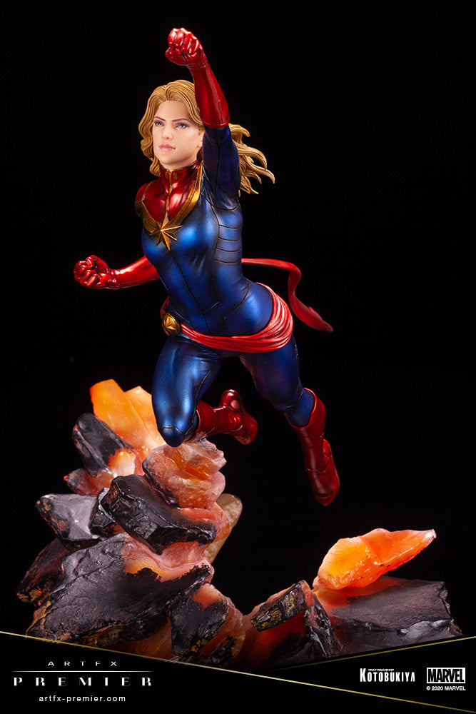 MARVEL UNIVERSE Kotobukiya CAPTAIN MARVEL ARTFX PREMIER