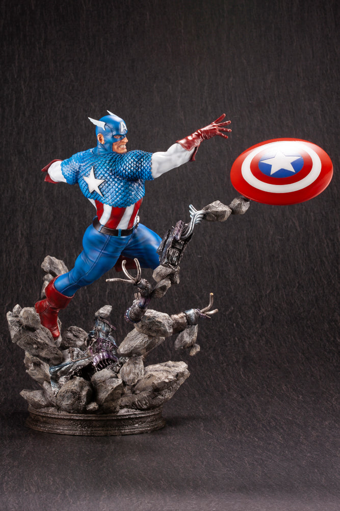 MARVEL UNIVERSE Kotobukiya CAPTAIN AMERICA AVENGERS FINE ART STATUE