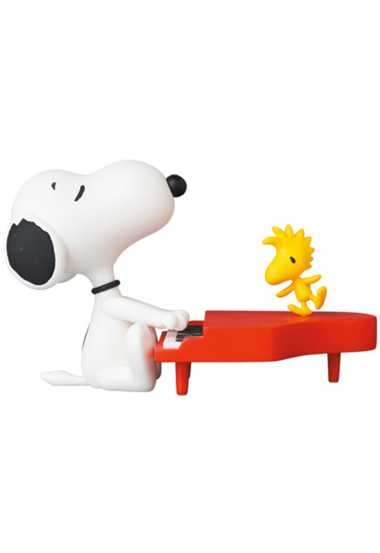 PEANUTS MEDICOM TOYS UDF Series 13: PIANIST SNOOPY