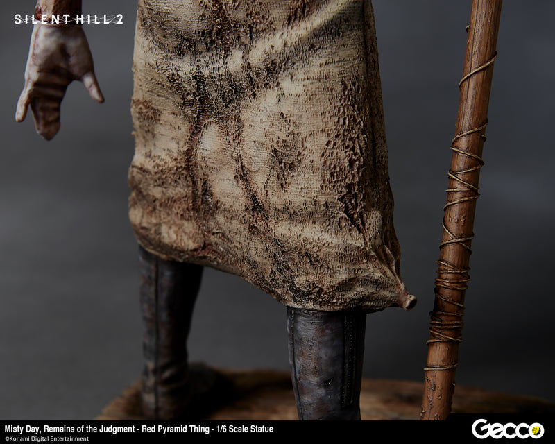 SILENT HILL 2/ Misty Day, Remains of the Judgment Gecco Red Pyramid Thing - 1/6 Scale Statue