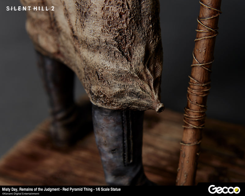 SILENT HILL 2/ Misty Day, Remains of the Judgment Gecco Red Pyramid Thing - 1/6 Scale Statue