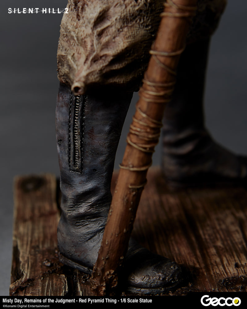 SILENT HILL 2/ Misty Day, Remains of the Judgment Gecco Red Pyramid Thing - 1/6 Scale Statue