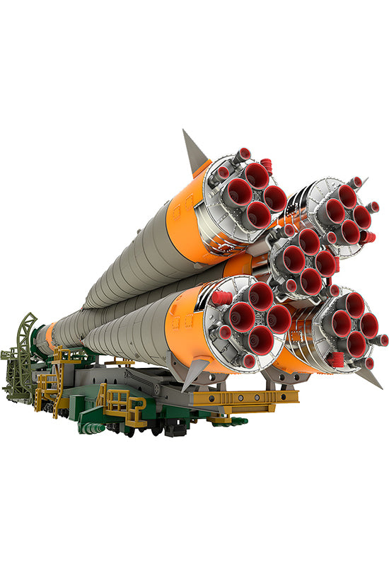 Good Smile Company 1/150 Plastic Model Soyuz Rocket & Transport Train (2nd re-run)