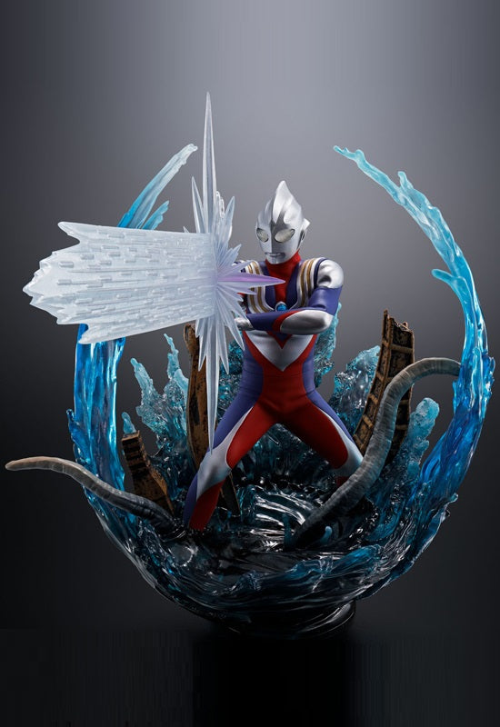 Ultraman Tiga Bandai Figuarts Zero (Super Fierce Battle) Ultraman Tiga Multi Type (JP)