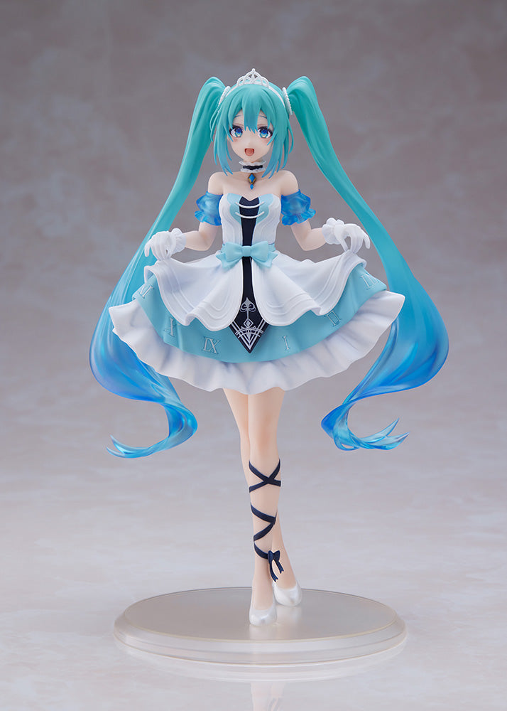 Hatsune Miku Taito Wonderland Figure ~ Cinderella~